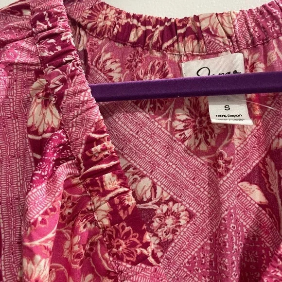 New size small soft fabric beautiful India dress - Picture 2 of 7